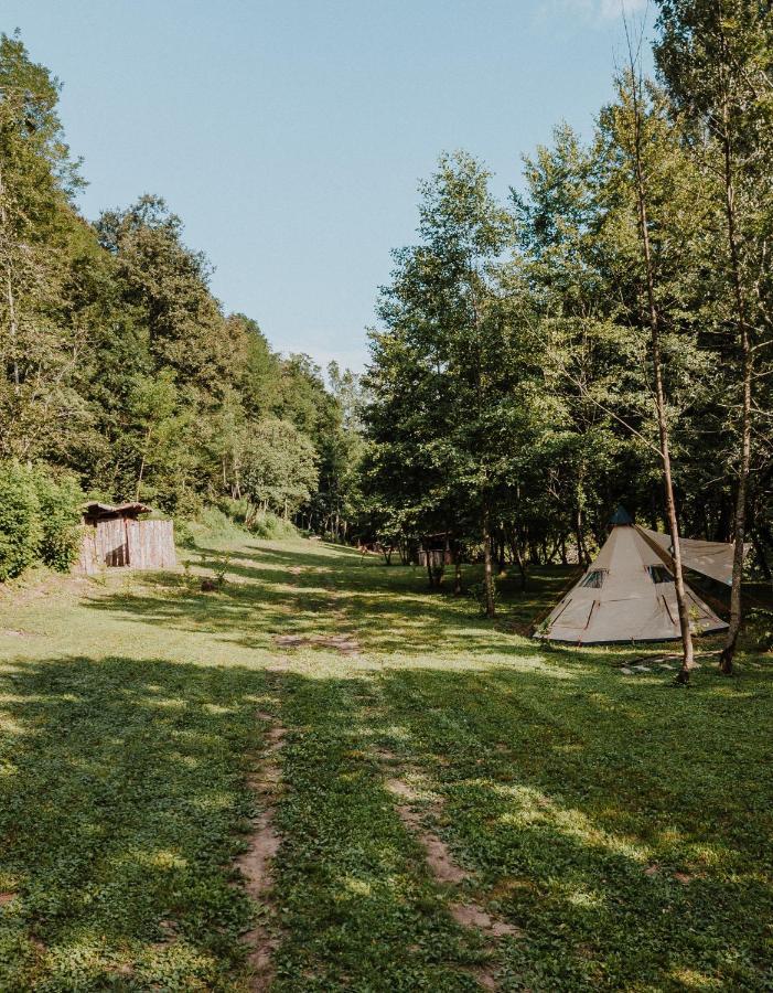 Отель Robinson Camp Kupa - Juratovicki Brig Netretic Экстерьер фото